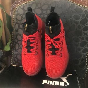 Nice fit true to size.